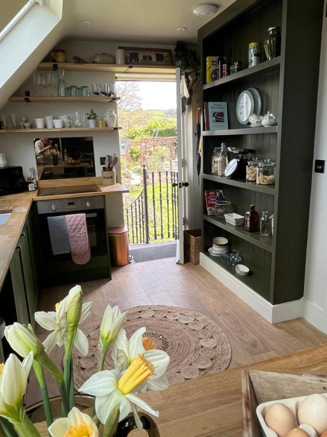 Pear Tree Loft Leilighet Lacock Eksteriør bilde