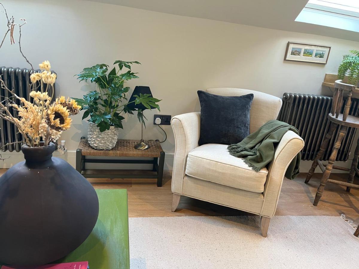 Pear Tree Loft Leilighet Lacock Eksteriør bilde