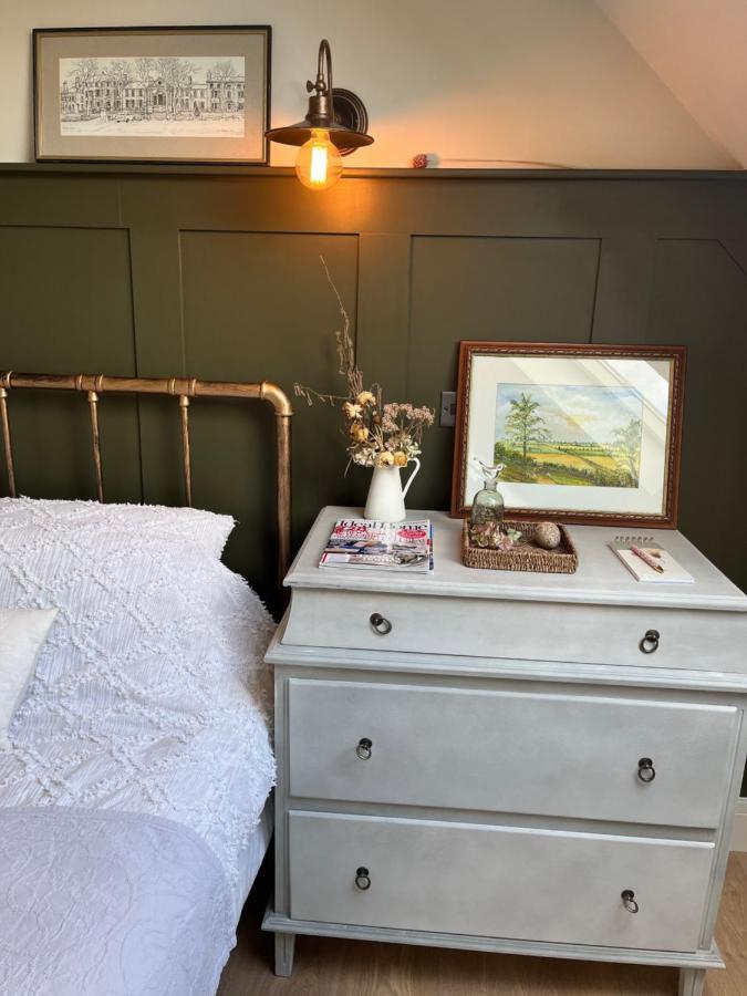 Pear Tree Loft Leilighet Lacock Eksteriør bilde